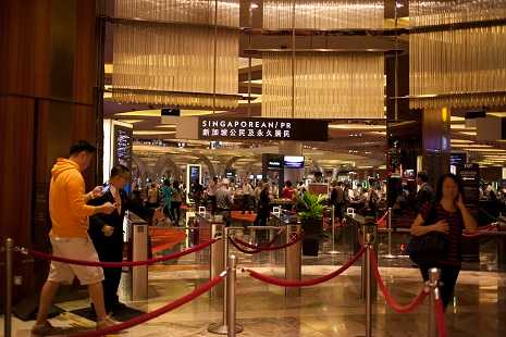 Casino losers pose social problems for Singapore