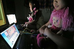 Sex slavery shackles impoverished Philippine children
